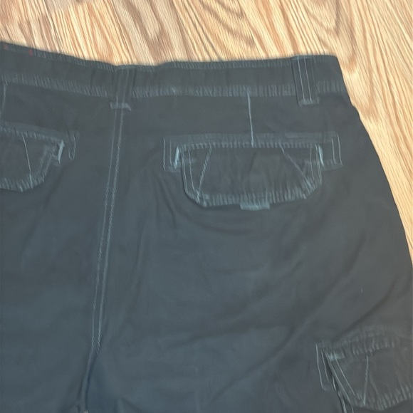 Men’s Brown Cargo Shorts, 36 - Picture 5 of 6